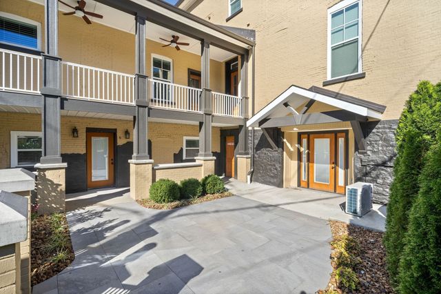 638 Madison St Apt 3, Clarksville, TN 37040