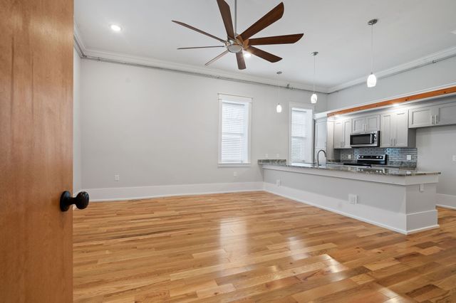 638 Madison St Apt 3, Clarksville, TN 37040