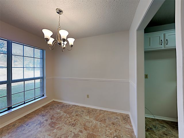 5211 Wild Horse Court, Arlington, TX 76017