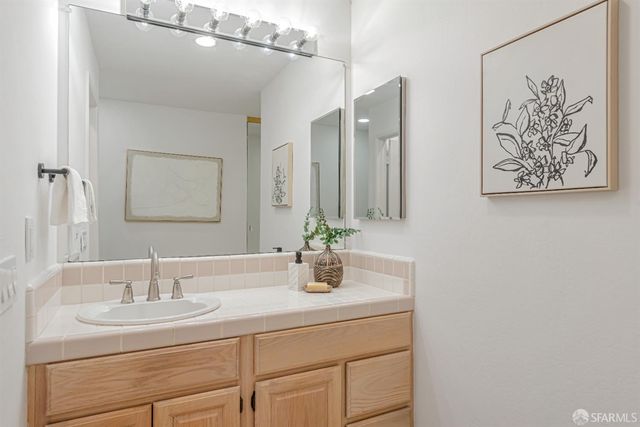 340 Vallejo Drive 71, Millbrae, CA 94030