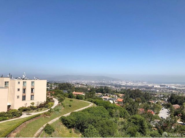 340 Vallejo Drive 71, Millbrae, CA 94030