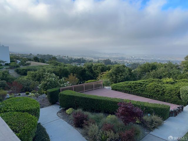 340 Vallejo Drive 71, Millbrae, CA 94030