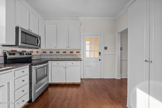 723 Pollock Street, New Bern, NC 28562