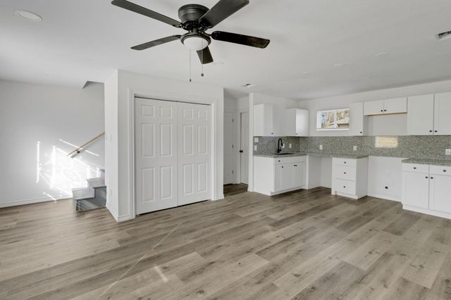 990 Wall Street, Houston, TX 77088