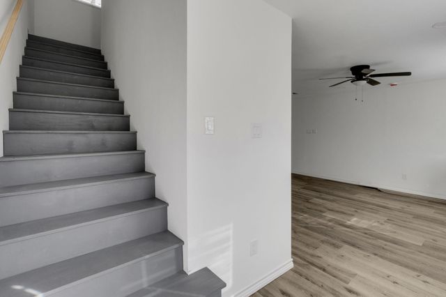 990 Wall Street, Houston, TX 77088