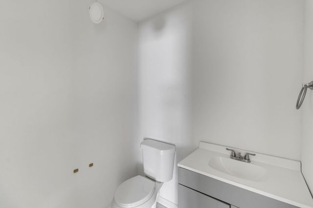 990 Wall Street, Houston, TX 77088