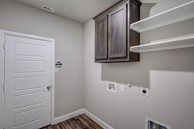 609 Boardwalk Way, Argyle, TX 76226