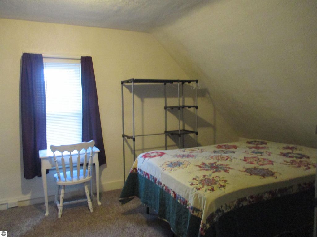 Image 15 of property listing at 107 W Hall Street, Shepherd, MI 48883