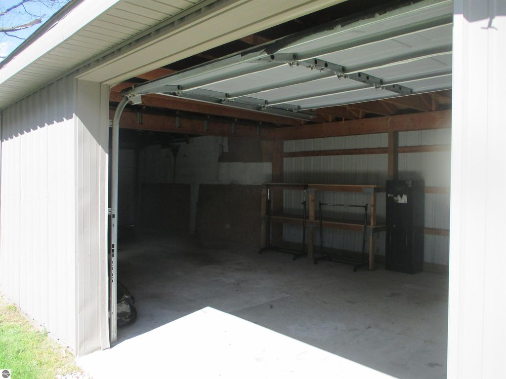 Image 6 of property listing at 107 W Hall Street, Shepherd, MI 48883