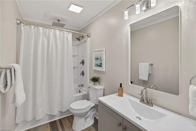 417 Hunlac AVE, Hampton, VA 23664