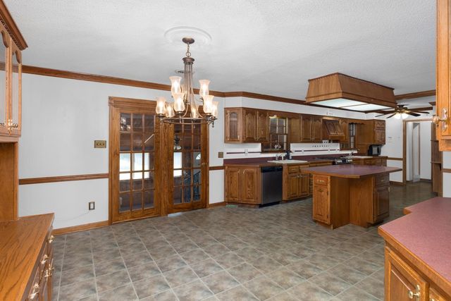 2930 INDIAN CREEK RD, Brighton, TN 38011