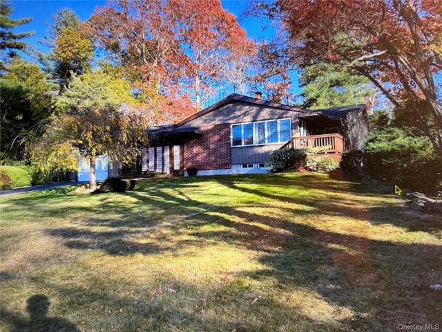 271 Terry Road, Smithtown, NY 11787