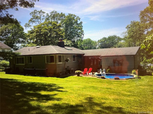 271 Terry Road, Smithtown, NY 11787