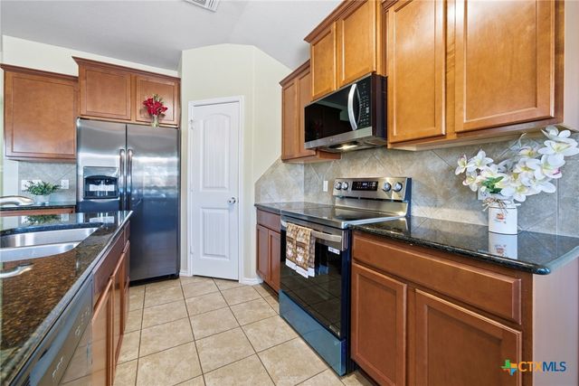 117 Hematite Lane, Jarrell, TX 76537