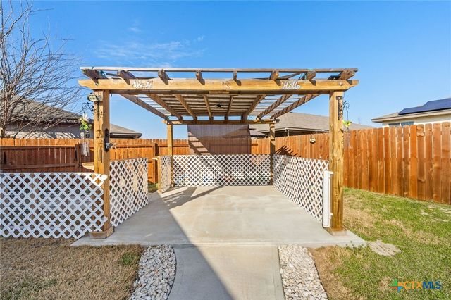 117 Hematite Lane, Jarrell, TX 76537