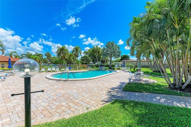 6429 RENSSALAER DRIVE, Bradenton, FL 34207