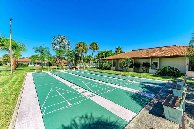 6429 RENSSALAER DRIVE, Bradenton, FL 34207