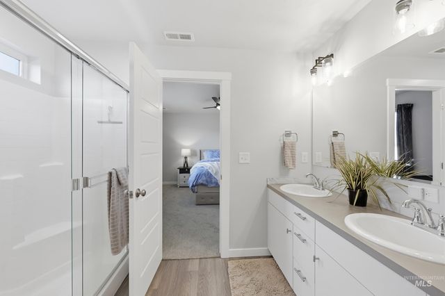 3697 W La Brea Dr, Meridian, ID 83642