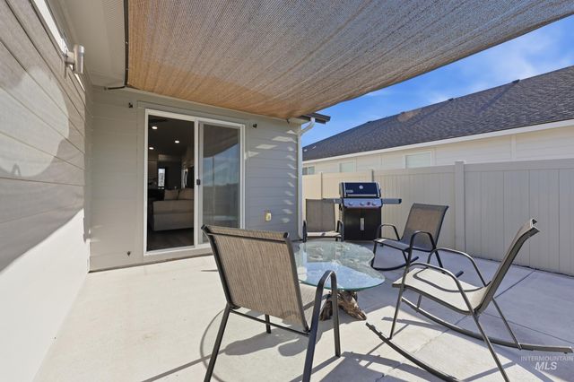 3697 W La Brea Dr, Meridian, ID 83642