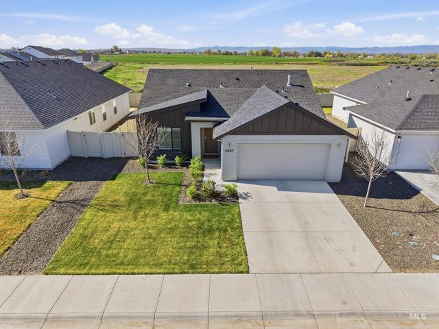 3697 W La Brea Dr, Meridian, ID 83642