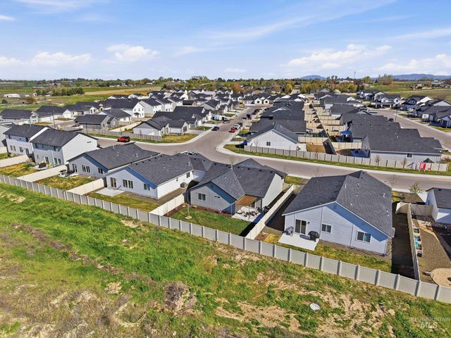 3697 W La Brea Dr, Meridian, ID 83642