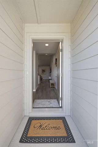 3697 W La Brea Dr, Meridian, ID 83642