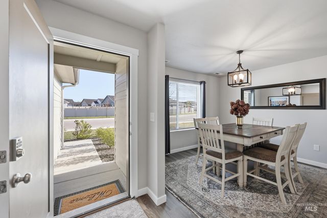 3697 W La Brea Dr, Meridian, ID 83642