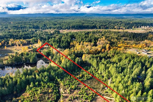 63 Wayne Road W, Seabeck, WA 98380