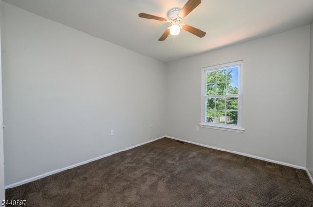 133 Hickory Rd, Franklin Twp., NJ 08873