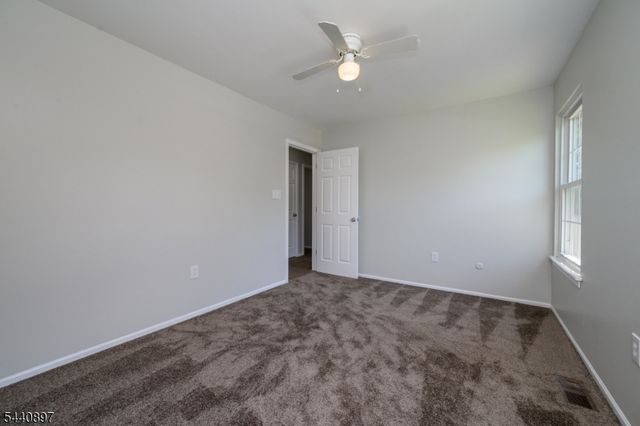 133 Hickory Rd, Franklin Twp., NJ 08873