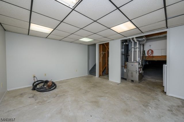 133 Hickory Rd, Franklin Twp., NJ 08873