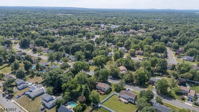 133 Hickory Rd, Franklin Twp., NJ 08873