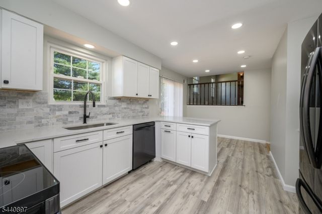 133 Hickory Rd, Franklin Twp., NJ 08873