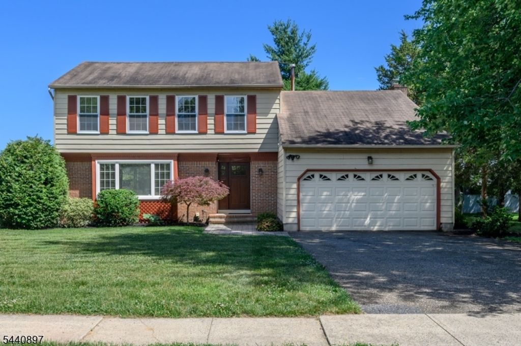 133 Hickory Rd, Franklin Twp., NJ 08873
