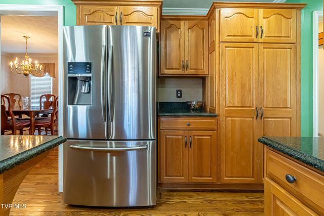 18490 John Ashley Drive, Abingdon, VA 24211