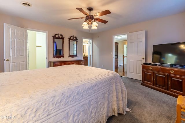 18490 John Ashley Drive, Abingdon, VA 24211