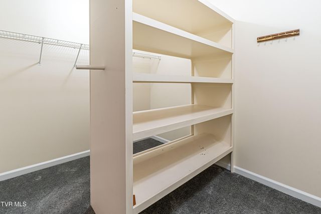 18490 John Ashley Drive, Abingdon, VA 24211