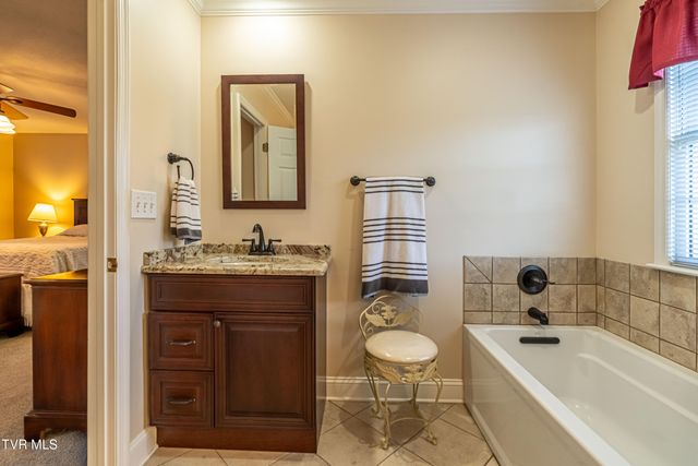 18490 John Ashley Drive, Abingdon, VA 24211