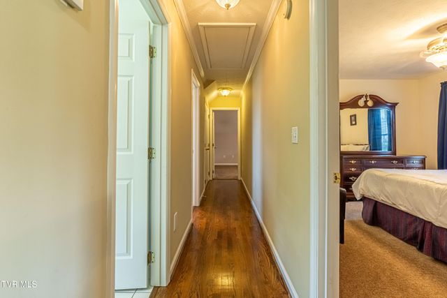 18490 John Ashley Drive, Abingdon, VA 24211