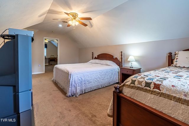 18490 John Ashley Drive, Abingdon, VA 24211