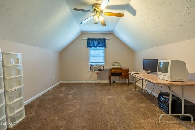 18490 John Ashley Drive, Abingdon, VA 24211