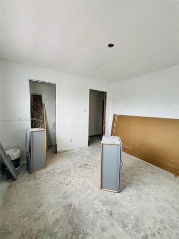 1344 W 10th St, Riviera Beach, FL 33404