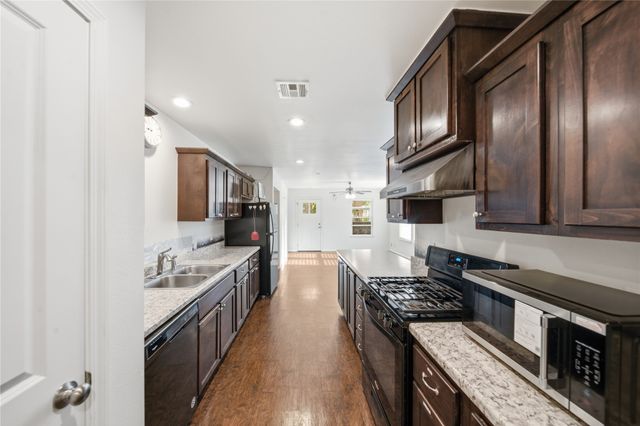 2542 E Archer Street, Tulsa, OK 74110