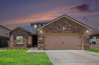 322 Shoshone Ridge Drive, La Marque, TX 77568