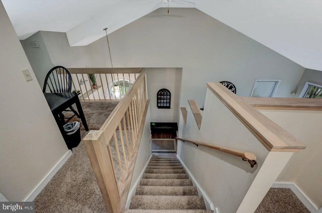 52 LAURELWOODS DR, Lake Harmony, PA 18624