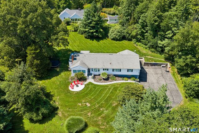 132 Luther Drive, Southbury, CT 06488