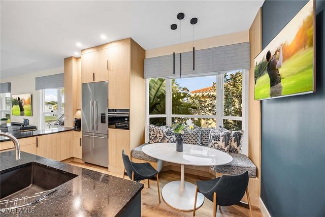 1825 Les Chateaux BLVD 204, Naples, FL 34109