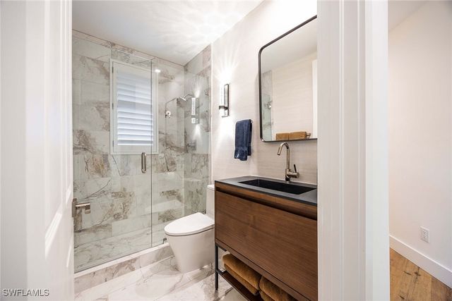 1825 Les Chateaux BLVD 204, Naples, FL 34109