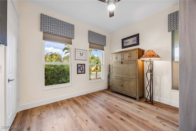 1825 Les Chateaux BLVD 204, Naples, FL 34109