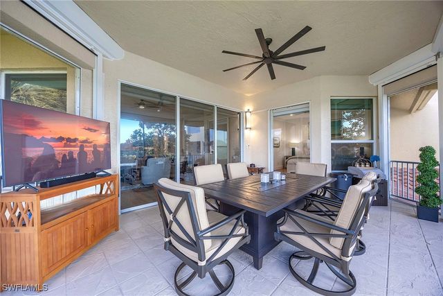 1825 Les Chateaux BLVD 204, Naples, FL 34109